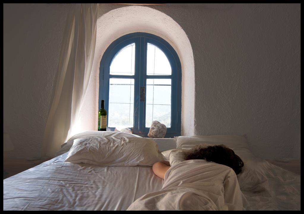Karavostassi - The Stonehouse Apartment